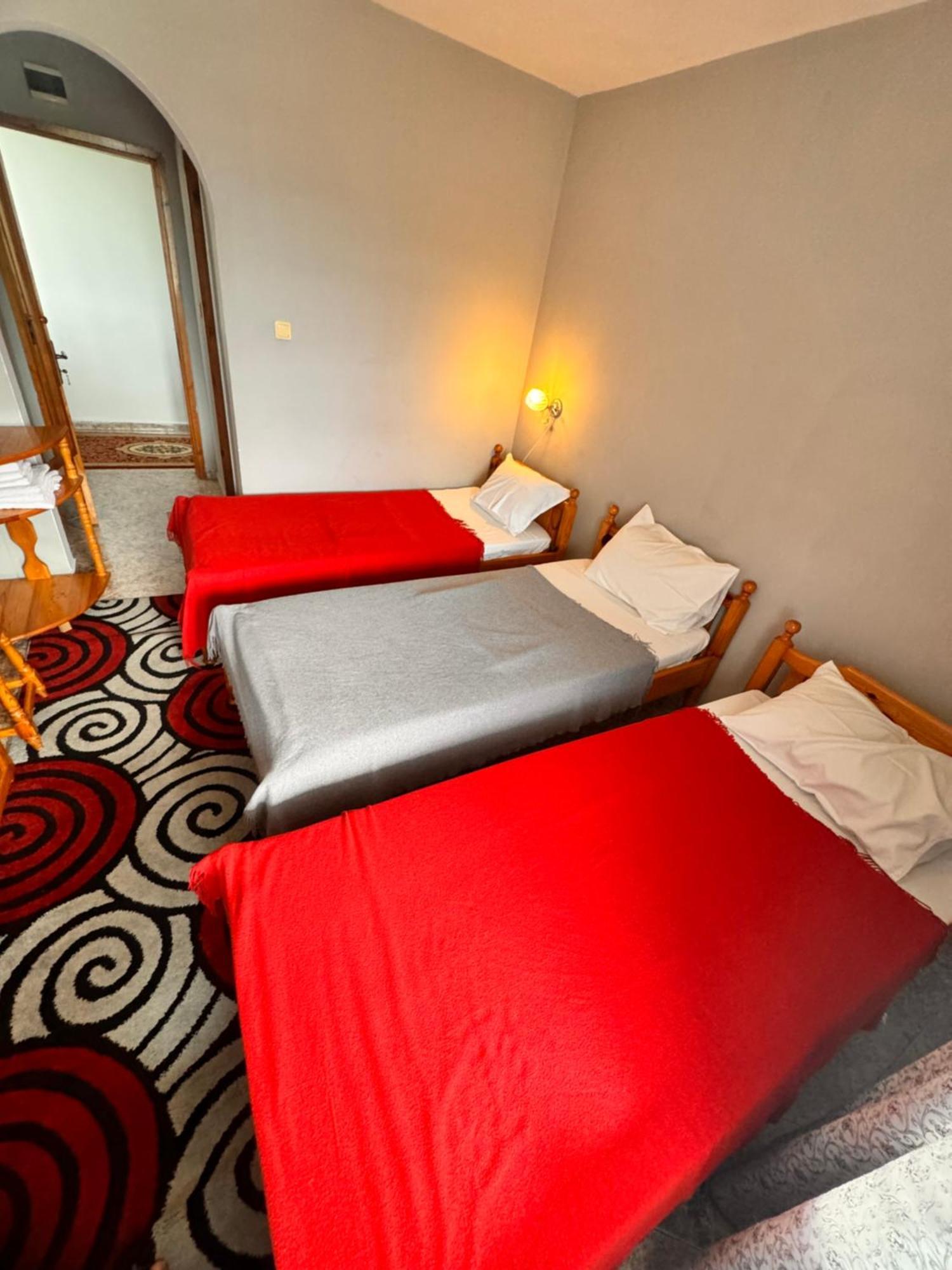 Motel International Berkovitsa Eksteriør bilde